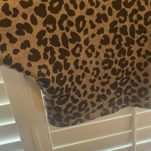 Fantastic Fawn Top - Picture 4 of 12